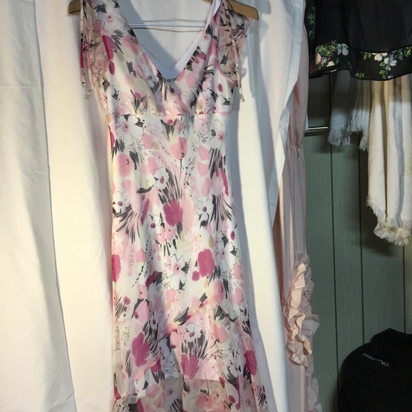 Women dresses - Picture 2 of 8